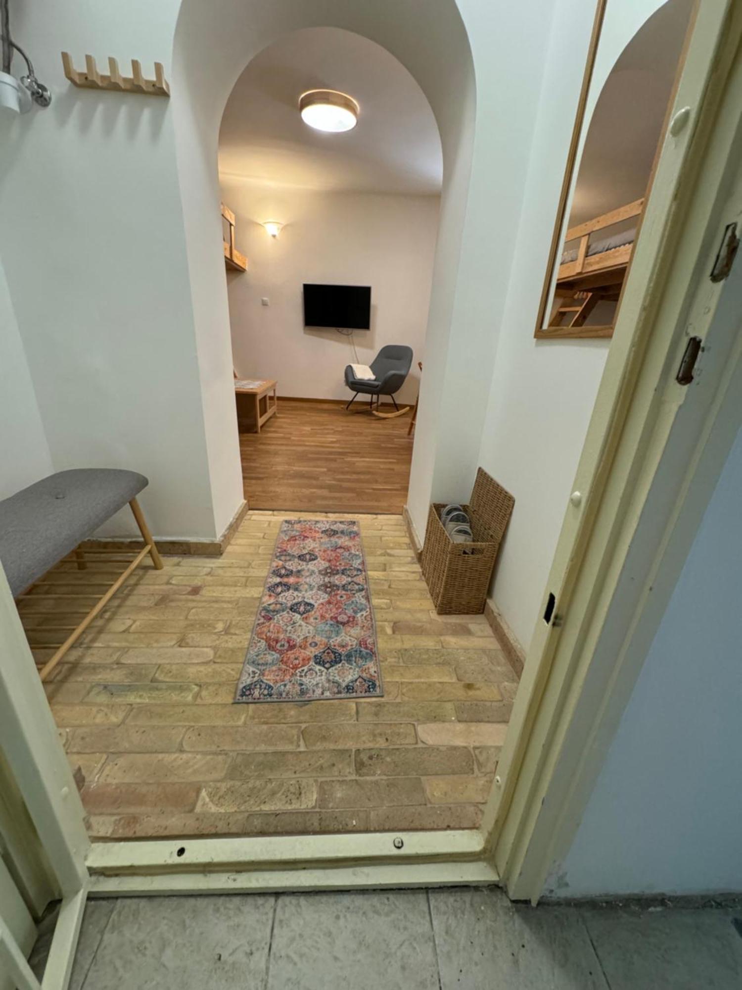 Little Swan Apartment *